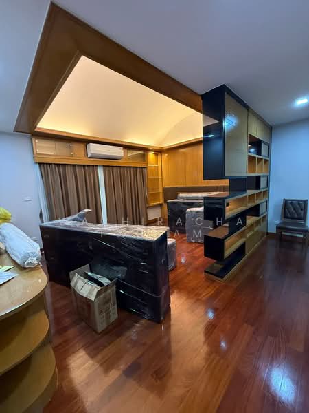 Home for sale, Pathum Thani, Lak Hok, Muang Pathum Thani, Pathum Thani, 4 Bedrooms, 300 sqm, Single Detached House For Sale, by Wachiracha Taptam, 500257493 - DDproperty.com