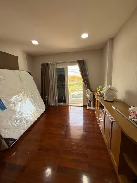 Home for sale, Pathum Thani, Lak Hok, Muang Pathum Thani, Pathum Thani, 4 Bedrooms, 300 sqm, Single Detached House For Sale, by Wachiracha Taptam, 500257493 - DDproperty.com