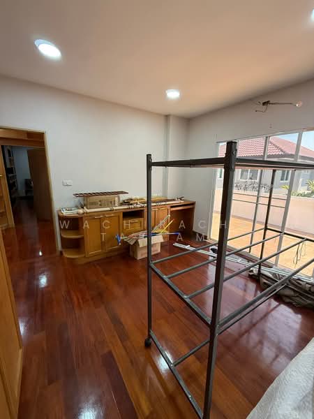 ขายบ้านหรู, ปทุมธานี, หลักหก, เมืองปทุมธานี, ปทุมธานี, 300 ตร.ม., บ้านเดี่ยว ขาย, โดย Wachiracha Taptam, 500257493 - DDproperty.com