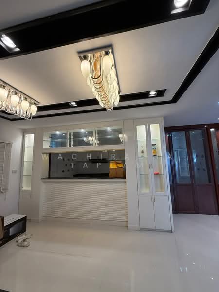 Home for sale, Pathum Thani, Lak Hok, Muang Pathum Thani, Pathum Thani, 4 Bedrooms, 300 sqm, Single Detached House For Sale, by Wachiracha Taptam, 500257493 - DDproperty.com