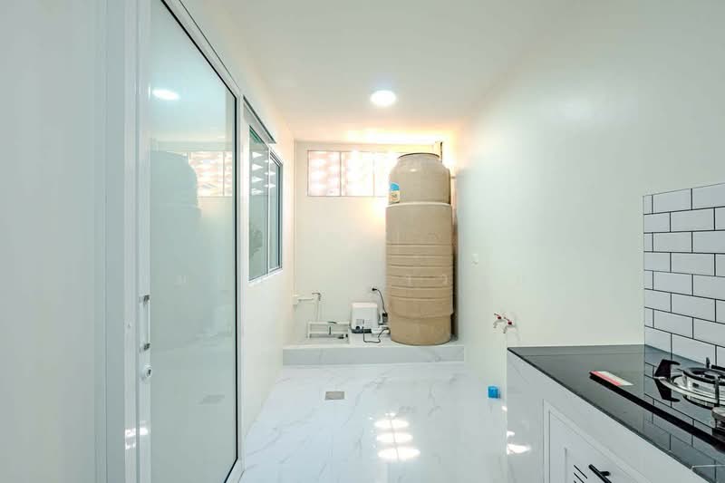 Pruksa Ville 53/1, Bangkok, 53/1 Phahonyothin Road, Don Mueang, Don Mueang, Bangkok, 3 Bedrooms, 120 sqm, Townhouse For Sale, by กมลกร ดาวลอย, 500257495 - DDproperty.com