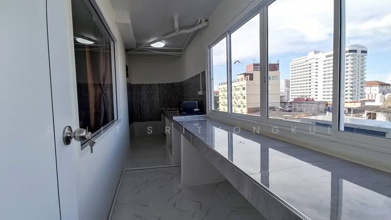 Pattaya Beach Condo, Chon Buri (Pattaya), Nong Pru, Bang Lamung (Pattaya), Chon Buri (Pattaya), 1 Bedroom, 59 sqm, Condo For Sale, by Rajit Srithongkul, 500257541 - DDproperty.com