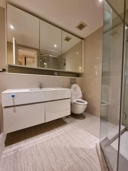 H Sukhumvit 43, Bangkok, 28 Sukhumvit 34 Road, Khlong Tan Nua, Watthana, Bangkok, 2 Bedrooms, 75 sqm, Condo For Rent, by Connex Property, 500257571 - DDproperty.com