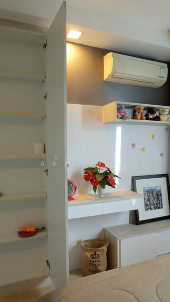 Thru Thonglor, Bangkok, Petchaburi Road, Bang Kapi, Huai Khwang, Bangkok, 1 Bedroom, 31 sqm, Condo For Rent, by Sakan Akkara-aektalin, 500257593 - DDproperty.com