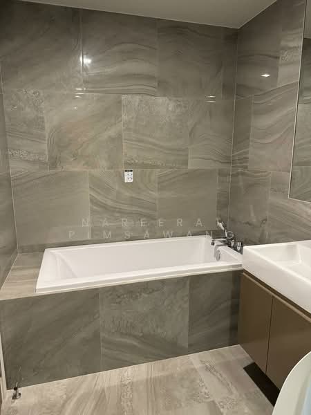 IDEO Q Sukhumvit 36, Bangkok, Soi Sukhumvit 36, Khong Tan, Khlong Toei, Bangkok, 1 Bedroom, 49 sqm, Condo For Rent, by Nareerat Pimsawang, 500257603 - DDproperty.com