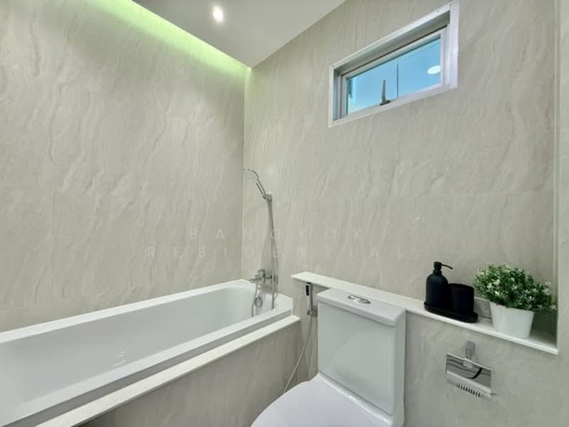 Grand Langsuan, Bangkok, Soi Lang Suan ,Ploenchit Road, Lumphini, Pathum Wan, Bangkok, 3 Bedrooms, 146 sqm, Condo For Rent, by Bangkok Residential, 500257624 - DDproperty.com