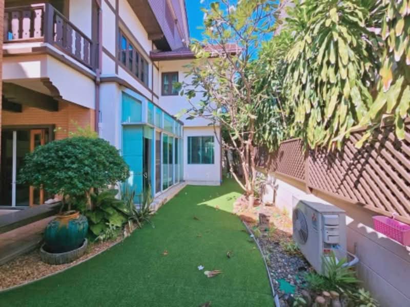 Laddarom Ekkamai-Ramintra, Bangkok, Kaset-Nawamin Road, Nuan Chan, Bueng Kum, Bangkok, 6 Bedrooms, 343 sqm, Single Detached House For Sale, by ผึ้ง ภรภัทร, 500257639 - DDproperty.com