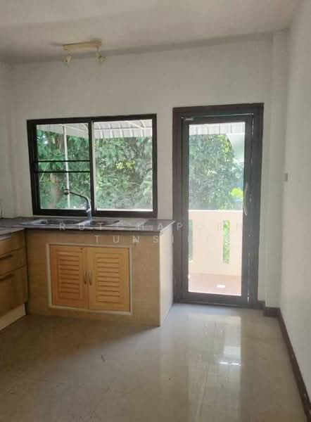 บ้านในโครงการ ให้เช่า – ใกล้โรงเรียนนานาชาติเปรม เพียง 5 นาที ค่าเช่า 15,000 บาท / เดือน No.10H238, Chiang Mai, Huai Sai, Mae Rim, Chiang Mai, 3 Bedrooms, 150 sqm, Single Detached House For Rent, by Rutchaporn Tunsiri, 500257655 - DDproperty.com