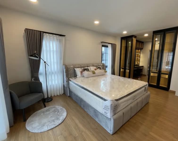 Centro Bangna, Samut Prakan, 111 Soi 3, Bang Kaeo, Bang Plee, Samut Prakan, 4 Bedrooms, 280 sqm, Single Detached House For Rent, by Kakar Holdings, 500257685 - DDproperty.com