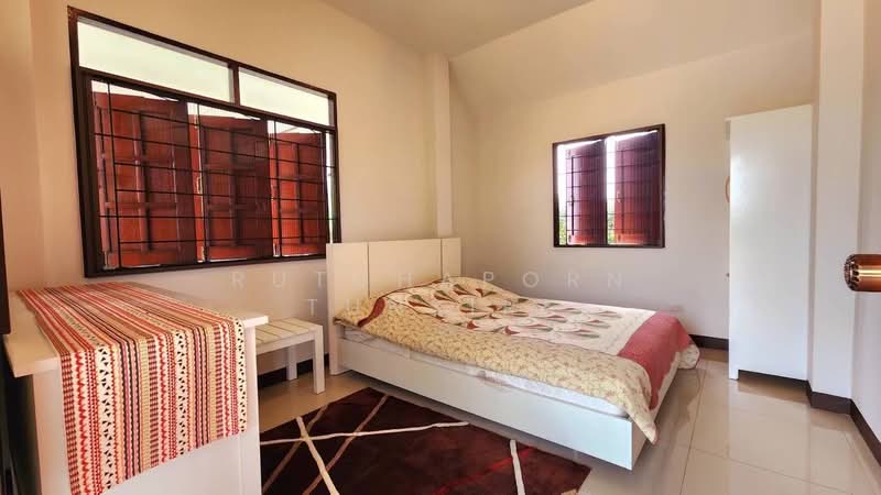 บ้านสวยให้เช่า – ใกล้ตลาดแม่คือ เพียง 10 นาที ค่าเช่า 50,000 บาท / เดือน รหัสทรัพย์ : No.12H520, Chiang Mai, Choeng Doi, Doi Saket, Chiang Mai, 4 Bedrooms, 1,000 sqm, Single Detached House For Rent, by Rutchaporn Tunsiri, 500257692 - DDproperty.com