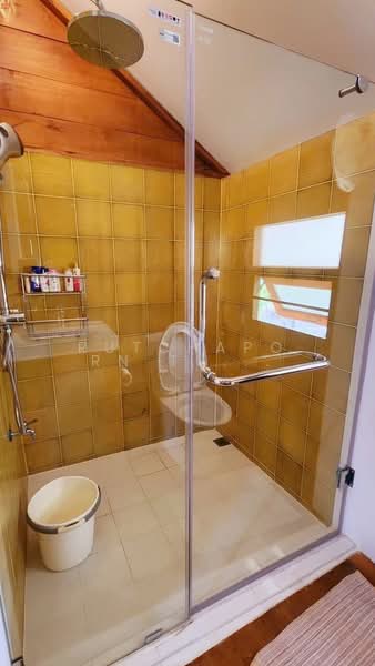 บ้านสวยให้เช่า – ใกล้ตลาดแม่คือ เพียง 10 นาที ค่าเช่า 50,000 บาท / เดือน รหัสทรัพย์ : No.12H520, Chiang Mai, Choeng Doi, Doi Saket, Chiang Mai, 4 Bedrooms, 1,000 sqm, Single Detached House For Rent, by Rutchaporn Tunsiri, 500257692 - DDproperty.com