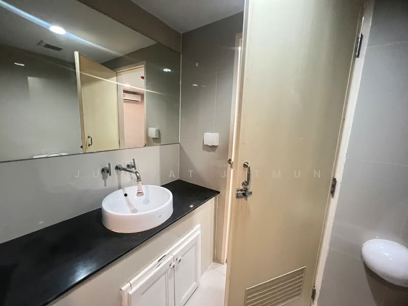 The Plenary Sathorn, Bangkok, 555 Thon Buri Road, Khlong Ton Sai, Khlong San, Bangkok, 1 Bedroom, 33 sqm, Condo For Rent, by Jutarat Jitmun, 500257694 - DDproperty.com