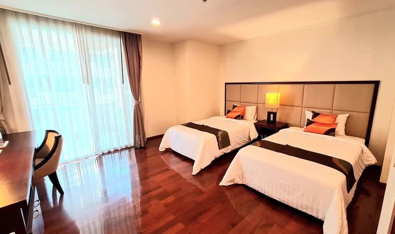 Piyathip Place, Bangkok, 24 Soi Prommitr, Khlong Tan Nua, Watthana, Bangkok, 3 Bedrooms, 260 sqm, Condo For Rent, by Jirayu Chaiyawattanasiri, 500257748 - DDproperty.com