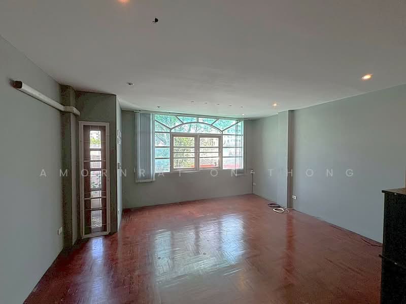 Townhouse, Bangkok, Khlong Tan Nua, Watthana, Bangkok, , 300 sqm, Retail Space For Rent, by Amornrat On-Thong, 500257755 - DDproperty.com