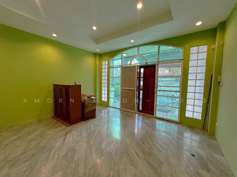 Townhouse, Bangkok, Khlong Tan Nua, Watthana, Bangkok, , 300 sqm, Retail Space For Rent, by Amornrat On-Thong, 500257755 - DDproperty.com