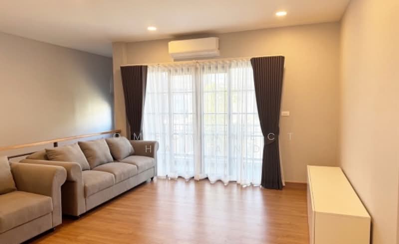 Centro Bangna Km.7, Samut Prakan, Buanakarin Road, Bang Kaeo, Bang Plee, Samut Prakan, 4 Bedrooms, 303 sqm, Single Detached House For Rent, by HomeConnect Thailand, 500257763 - DDproperty.com