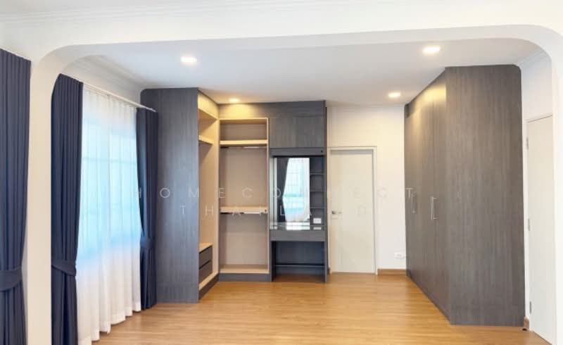 Centro Bangna Km.7, Samut Prakan, Buanakarin Road, Bang Kaeo, Bang Plee, Samut Prakan, 4 Bedrooms, 303 sqm, Single Detached House For Rent, by HomeConnect Thailand, 500257763 - DDproperty.com