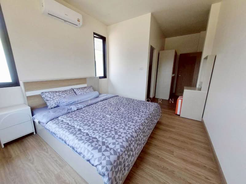 บ้านสวยให้เช่า – ใกล้กาดฝรั่ง เพียง 5 นาที ค่าเช่า 49,000 บาท / เดือน รหัสทรัพย์ : No.14H1075, Chiang Mai, Ban Waen, Hang Dong, Chiang Mai, 4 Bedrooms, 150 sqm, Single Detached House For Rent, by Rutchaporn Tunsiri, 500257778 - DDproperty.com