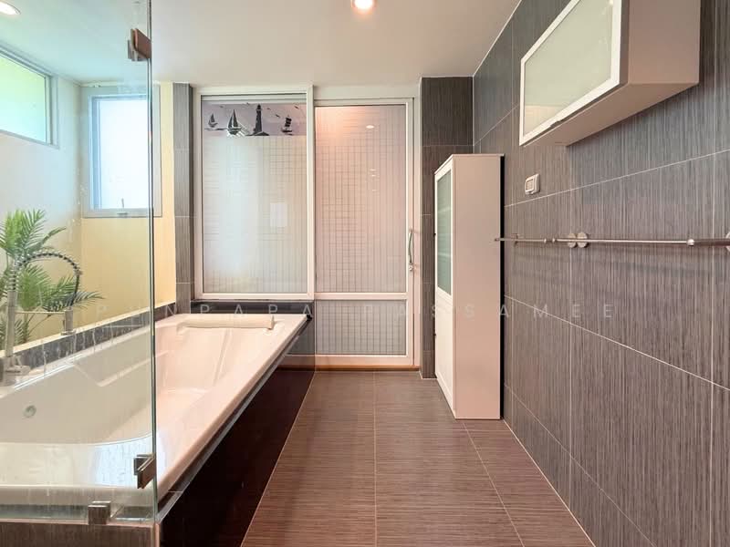 Nirvana Beyond Lite Rama 9, Bangkok, Soi Krungthep Kreetha 32, Saphan Sung, Saphan Sung, Bangkok, 4 Bedrooms, 370 sqm, Single Detached House For Sale, by Punpapa Rassamee, 500257787 - DDproperty.com