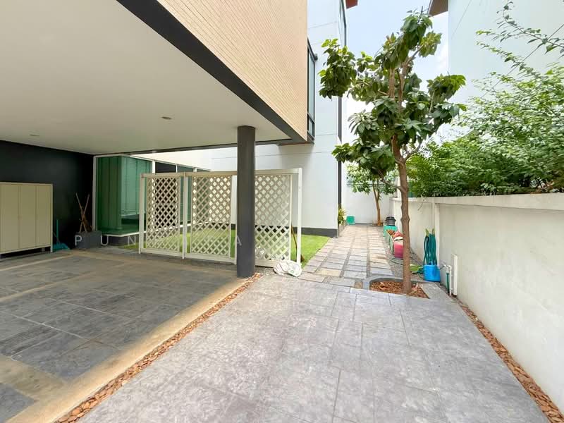 Nirvana Beyond Lite Rama 9, Bangkok, Soi Krungthep Kreetha 32, Saphan Sung, Saphan Sung, Bangkok, 4 Bedrooms, 370 sqm, Single Detached House For Sale, by Punpapa Rassamee, 500257787 - DDproperty.com