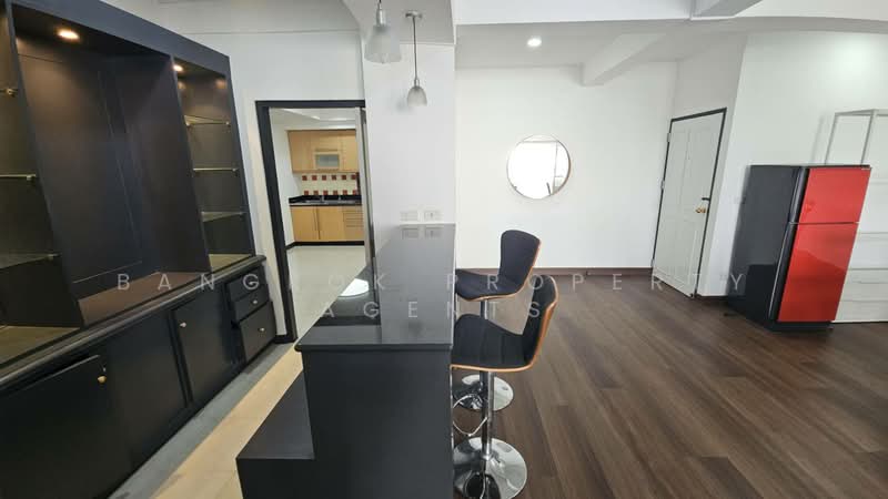 Prompong Mansion, Bangkok, 36 Soi Sukhumvit 39, Khlongtoei Nua, Watthana, Bangkok, 3 Bedrooms, 250 sqm, Condo For Rent, by BANGKOK PROPERTY AGENTS, 500257797 - DDproperty.com