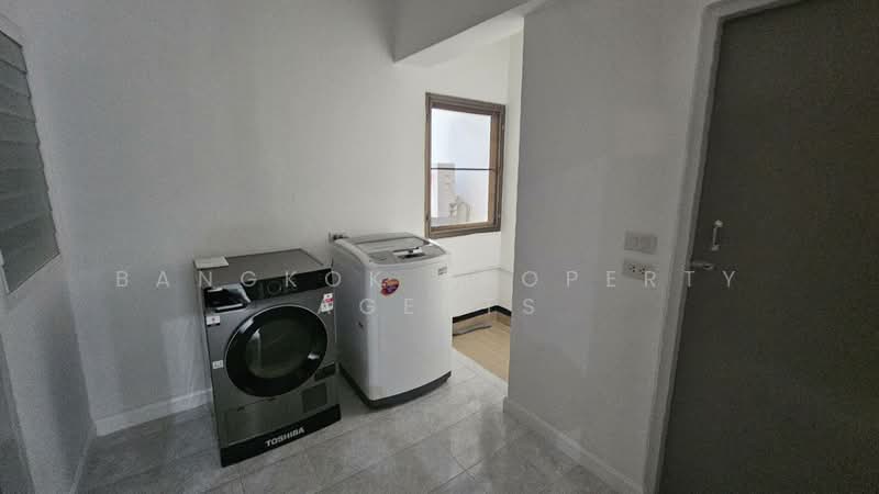 Prompong Mansion, Bangkok, 36 Soi Sukhumvit 39, Khlongtoei Nua, Watthana, Bangkok, 3 Bedrooms, 250 sqm, Condo For Rent, by BANGKOK PROPERTY AGENTS, 500257807 - DDproperty.com