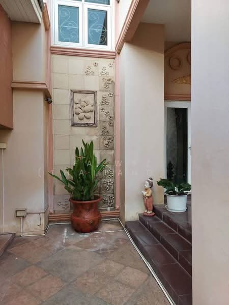 Luxury 5BR House Chiang Mai | 420 SQM, Prime Location, Rare Deal Now, Chiang Mai, Nong Kwai, Hang Dong, Chiang Mai, 5 Bedrooms, 420 sqm, Single Detached House For Sale, by Fazwaz (Thailand) Co., Ltd., 500257812 - DDproperty.com