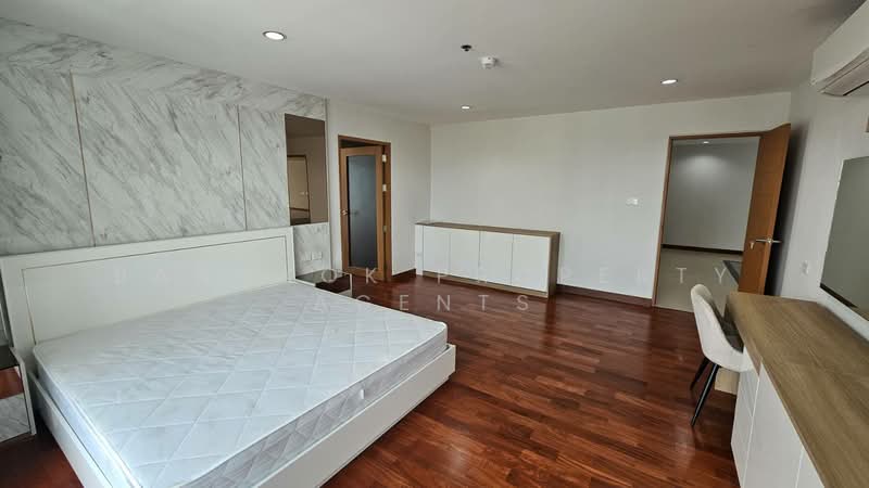 Queen’s Park View, Bangkok, 55 Soi Methi Niwet, Khong Tan, Khlong Toei, Bangkok, 4 Bedrooms, 480 sqm, Condo For Rent, by BANGKOK PROPERTY AGENTS, 500257823 - DDproperty.com