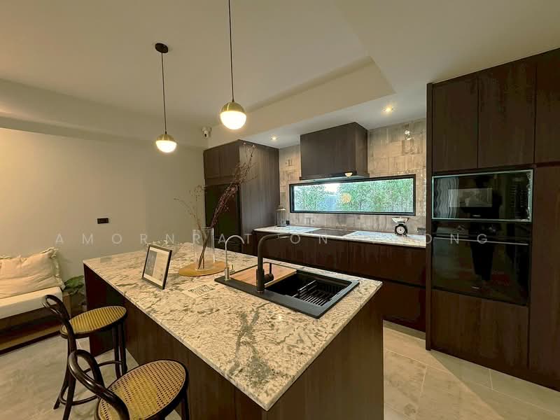 Townhouse, Bangkok, Khlong Tan Nua, Watthana, Bangkok, 4 Bedrooms, 325 sqm, Townhouse For Sale, by Amornrat On-Thong, 500257836 - DDproperty.com