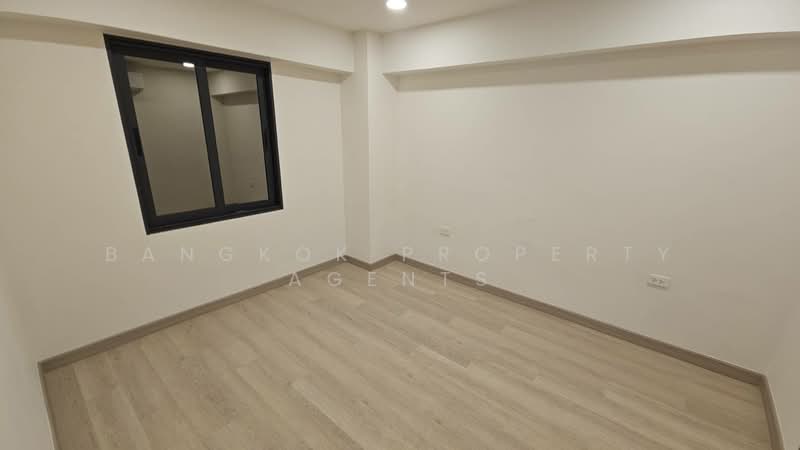 Royal Castle Sukhumvit, Bangkok, 30 Soi Sukhumvit 39, Khlongtoei Nua, Watthana, Bangkok, 3 Bedrooms, 190 sqm, Condo For Rent, by BANGKOK PROPERTY AGENTS, 500257886 - DDproperty.com