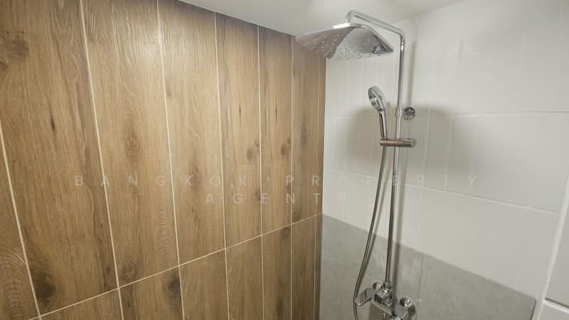 Royal Castle Sukhumvit, Bangkok, 30 Soi Sukhumvit 39, Khlongtoei Nua, Watthana, Bangkok, 3 Bedrooms, 190 sqm, Condo For Rent, by BANGKOK PROPERTY AGENTS, 500257886 - DDproperty.com