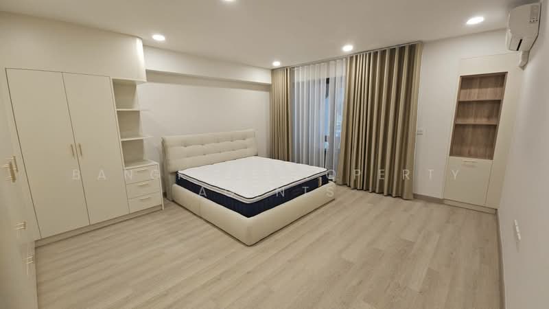 Royal Castle Sukhumvit, Bangkok, 30 Soi Sukhumvit 39, Khlongtoei Nua, Watthana, Bangkok, 3 Bedrooms, 190 sqm, Condo For Rent, by BANGKOK PROPERTY AGENTS, 500257886 - DDproperty.com