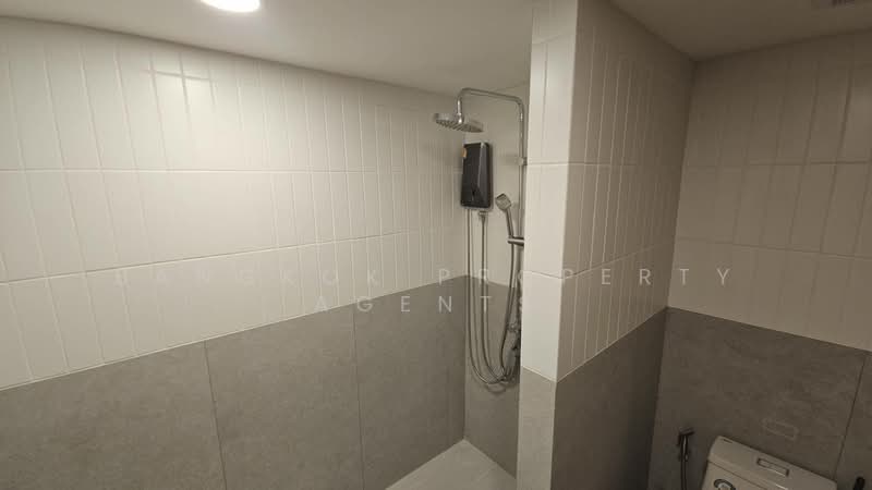 Royal Castle Sukhumvit, Bangkok, 30 Soi Sukhumvit 39, Khlongtoei Nua, Watthana, Bangkok, 3 Bedrooms, 190 sqm, Condo For Rent, by BANGKOK PROPERTY AGENTS, 500257886 - DDproperty.com