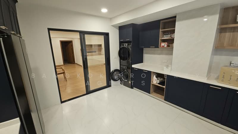 Royal Castle Sukhumvit, Bangkok, 30 Soi Sukhumvit 39, Khlongtoei Nua, Watthana, Bangkok, 3 Bedrooms, 190 sqm, Condo For Rent, by BANGKOK PROPERTY AGENTS, 500257886 - DDproperty.com