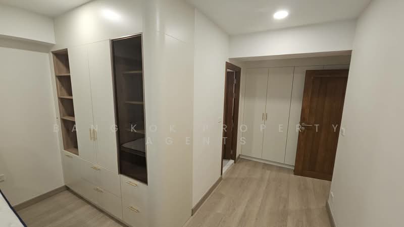 Royal Castle Sukhumvit, Bangkok, 30 Soi Sukhumvit 39, Khlongtoei Nua, Watthana, Bangkok, 3 Bedrooms, 190 sqm, Condo For Rent, by BANGKOK PROPERTY AGENTS, 500257886 - DDproperty.com