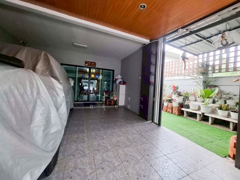 บ้านอิงทาวน์ ติวานนท์-แจ้งวัฒนะ ถนนติวานนท์ ตำบลบ้านใหม่ อำเภอเมืองปทุมธานี จังหวัดปทุมธานี, Pathum Thani, Ban Mai, Muang Pathum Thani, Pathum Thani, 3 Bedrooms, 124 sqm, Townhouse For Sale, by ภัทรนัน อิศรางกูร ณ อยุธยา, 500257900 - DDproperty.com