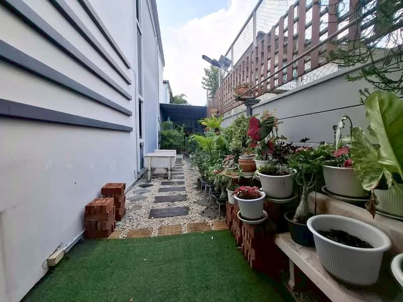 บ้านอิงทาวน์ ติวานนท์-แจ้งวัฒนะ ถนนติวานนท์ ตำบลบ้านใหม่ อำเภอเมืองปทุมธานี จังหวัดปทุมธานี, Pathum Thani, Ban Mai, Muang Pathum Thani, Pathum Thani, 3 Bedrooms, 124 sqm, Townhouse For Sale, by ภัทรนัน อิศรางกูร ณ อยุธยา, 500257900 - DDproperty.com