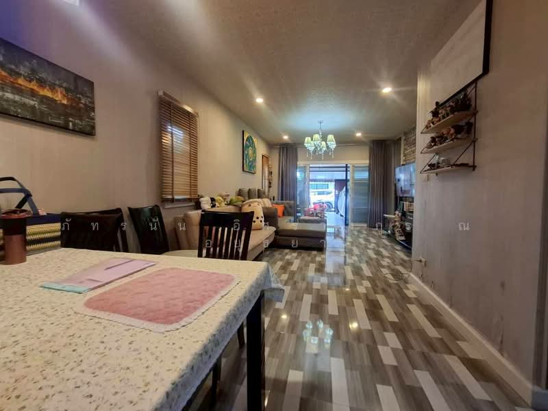 บ้านอิงทาวน์ ติวานนท์-แจ้งวัฒนะ ถนนติวานนท์ ตำบลบ้านใหม่ อำเภอเมืองปทุมธานี จังหวัดปทุมธานี, ปทุมธานี, บ้านใหม่, เมืองปทุมธานี, ปทุมธานี, 124 ตร.ม., ทาวน์เฮ้าส์ ขาย, โดย ภัทรนัน อิศรางกูร ณ อยุธยา, 500257900 - DDproperty.com