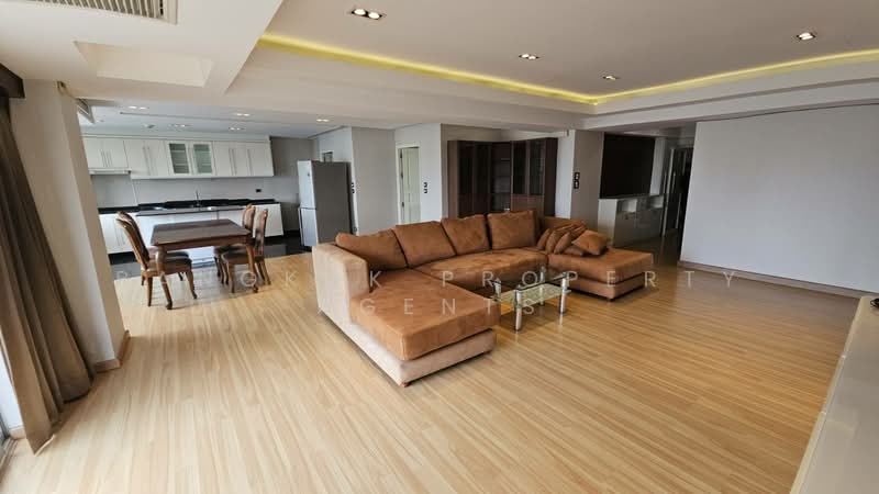 Royal Castle Sukhumvit, Bangkok, 30 Soi Sukhumvit 39, Khlongtoei Nua, Watthana, Bangkok, 3 Bedrooms, 160 sqm, Condo For Rent, by BANGKOK PROPERTY AGENTS, 500257918 - DDproperty.com