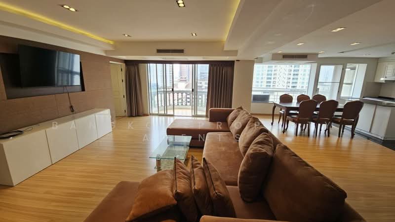 Royal Castle Sukhumvit, Bangkok, 30 Soi Sukhumvit 39, Khlongtoei Nua, Watthana, Bangkok, 3 Bedrooms, 160 sqm, Condo For Rent, by BANGKOK PROPERTY AGENTS, 500257918 - DDproperty.com
