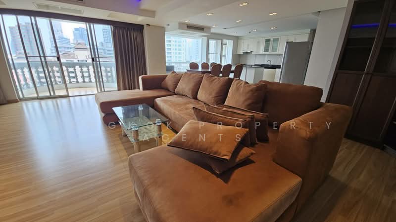 Royal Castle Sukhumvit, Bangkok, 30 Soi Sukhumvit 39, Khlongtoei Nua, Watthana, Bangkok, 3 Bedrooms, 160 sqm, Condo For Rent, by BANGKOK PROPERTY AGENTS, 500257918 - DDproperty.com