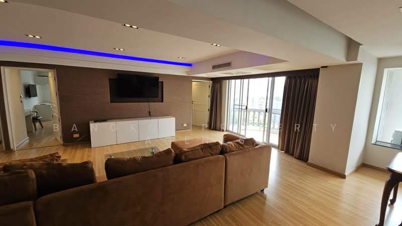 Royal Castle Sukhumvit, Bangkok, 30 Soi Sukhumvit 39, Khlongtoei Nua, Watthana, Bangkok, 3 Bedrooms, 160 sqm, Condo For Rent, by BANGKOK PROPERTY AGENTS, 500257918 - DDproperty.com