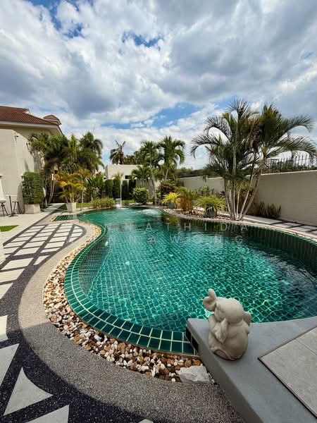 Santa Maria, Chon Buri (Pattaya), Tambon Pong, Poong, Bang Lamung (Pattaya), Chon Buri (Pattaya), 3 Bedrooms, 250 sqm, Single Detached House For Sale, by Wannathida Wannawong, 500257953 - DDproperty.com