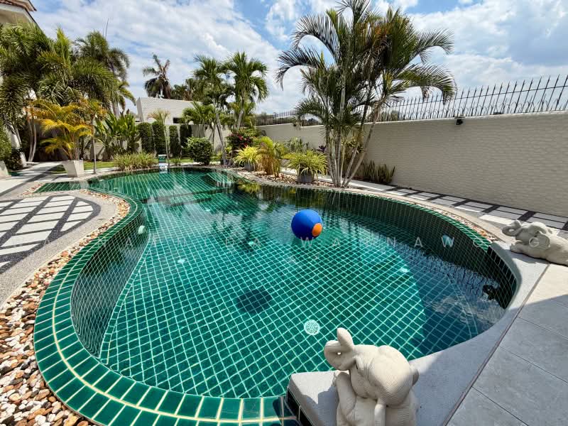 Santa Maria, Chon Buri (Pattaya), Tambon Pong, Poong, Bang Lamung (Pattaya), Chon Buri (Pattaya), 3 Bedrooms, 250 sqm, Single Detached House For Sale, by Wannathida Wannawong, 500257953 - DDproperty.com