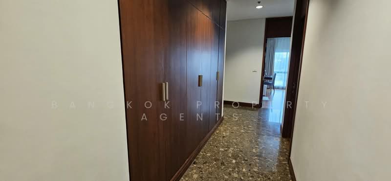 Royal Residence Park, Bangkok, 99 Royal Resident Park Lumphini, Lumphini, Pathum Wan, Bangkok, 3 Bedrooms, 230 sqm, Condo For Rent, by BANGKOK PROPERTY AGENTS, 500257960 - DDproperty.com