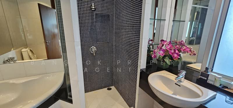 Royal Residence Park, Bangkok, 99 Royal Resident Park Lumphini, Lumphini, Pathum Wan, Bangkok, 3 Bedrooms, 230 sqm, Condo For Rent, by BANGKOK PROPERTY AGENTS, 500257960 - DDproperty.com