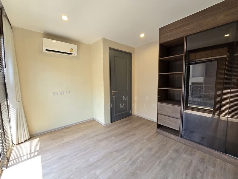 Noble Ploenchit, Bangkok, 1035 Ploenchit  Road, Lumphini, Pathum Wan, Bangkok, 1 Bedroom, 63 sqm, Condo For Sale, by Sineenart Phromnin, 500257964 - DDproperty.com