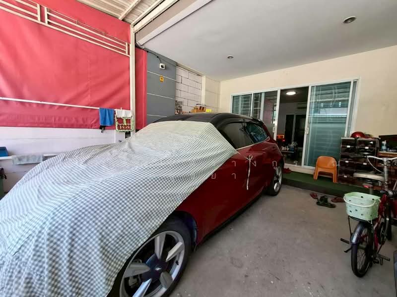 The Park at Fashion, Bangkok, Ratchada-Ramintra Road, Khan Na Yao, Khan Na Yao, Bangkok, 3 Bedrooms, 80 sqm, Townhouse For Sale, by ภัทรนัน อิศรางกูร ณ อยุธยา, 500257984 - DDproperty.com