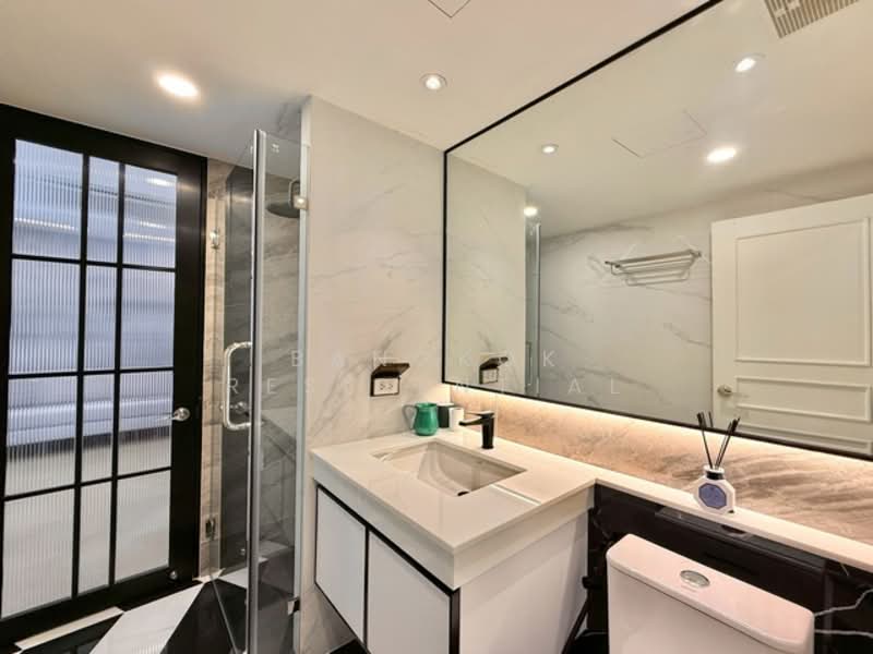 President Park Sukhumvit 24, Bangkok, 99 Sukhumvit 24 Alley, Khlongtoei Nua, Watthana, Bangkok, 3 Bedrooms, 223 sqm, Condo For Rent, by Bangkok Residential, 500257991 - DDproperty.com