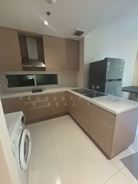 The Empire Place, Bangkok, 88 Narathiwatratchanakharin Road, Thung Maha Mek, Sathon, Bangkok, 1 Bedroom, 65 sqm, Condo For Rent, by PROPERTYSIGHTS REAL ESTATE, 500258041 - DDproperty.com